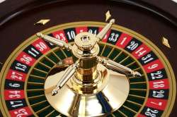 Рулетка онлайн играть в казино – разновидности и стратеги игры